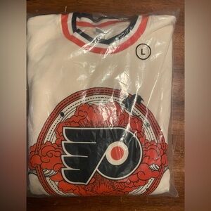 Exclusive Philadelphia Flyers x Fourth Wing Pullover Sweatshirt L Large